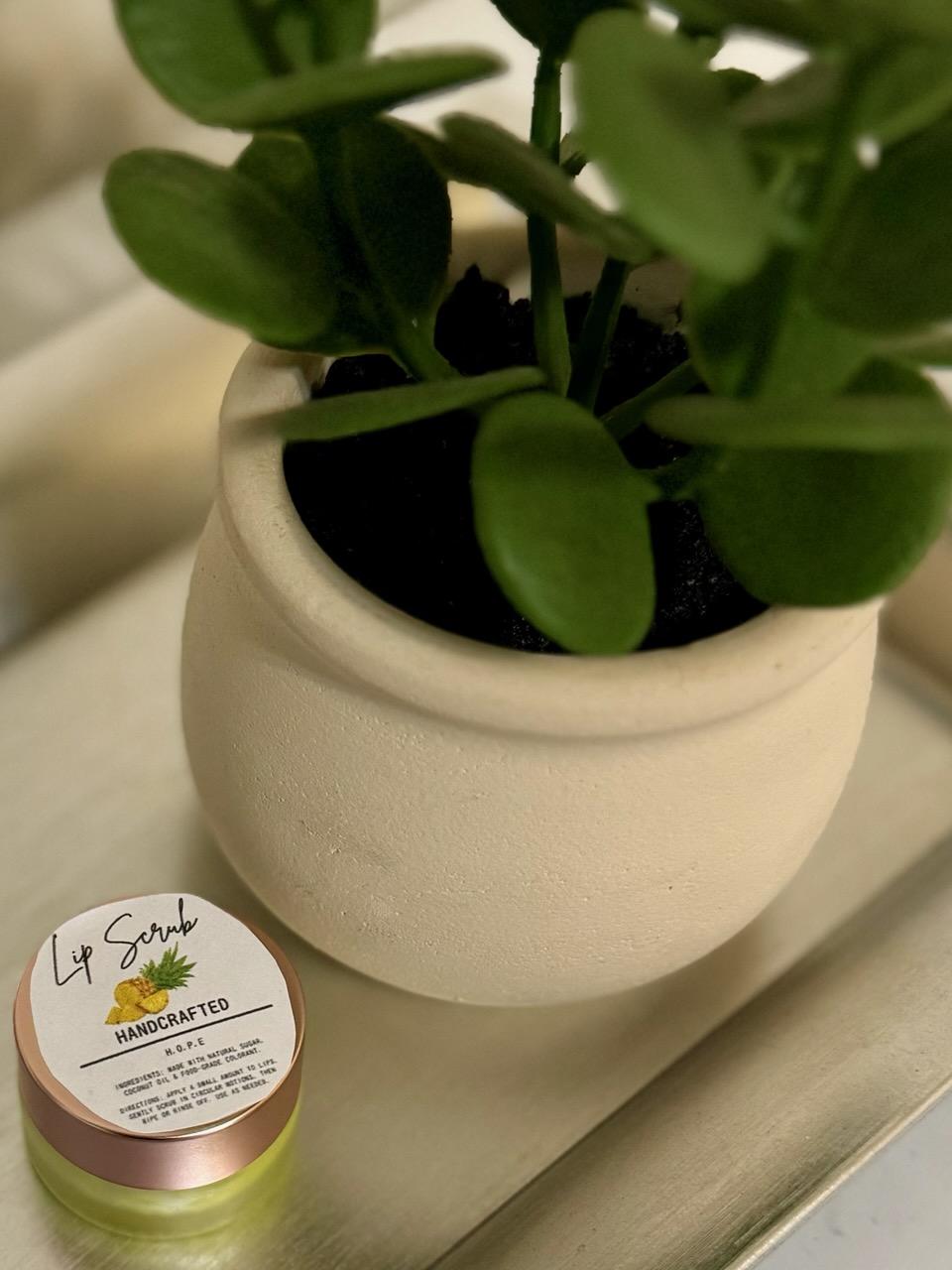 Exfoliating Lip Scrub