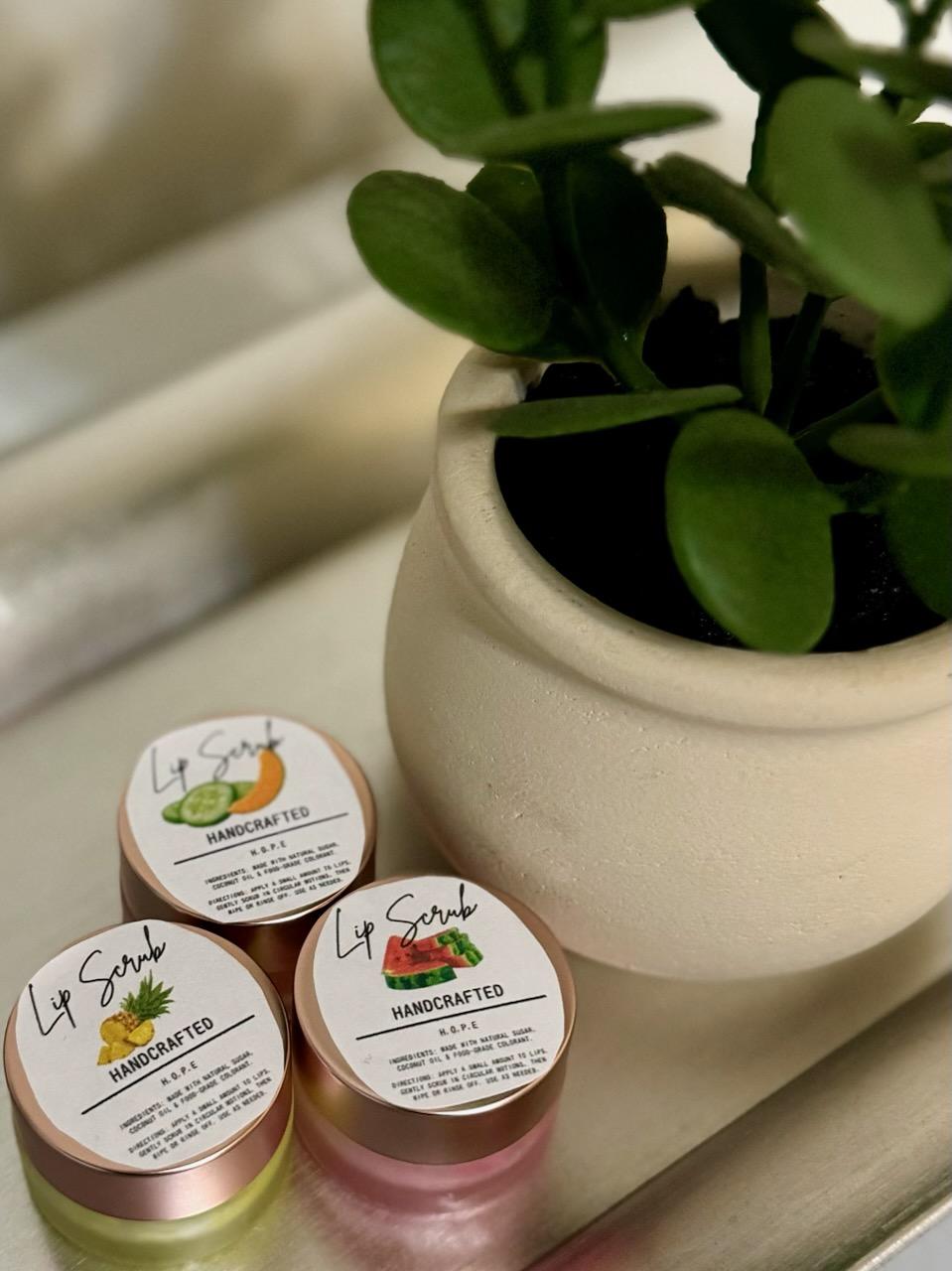 Exfoliating Lip Scrub